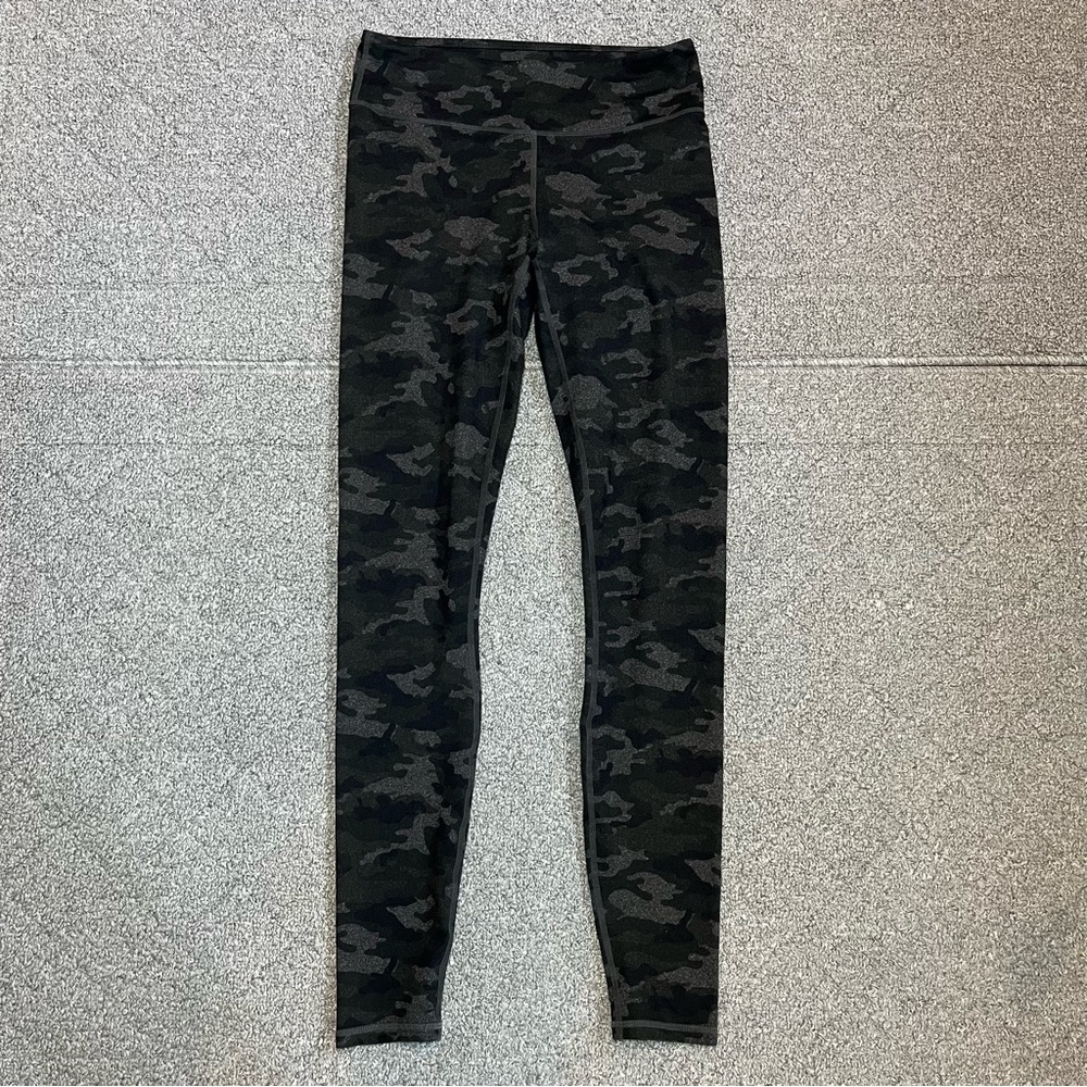 Fabletics PowerHold High Waisted Camouflage Leggings Womens Size XS Athleisure